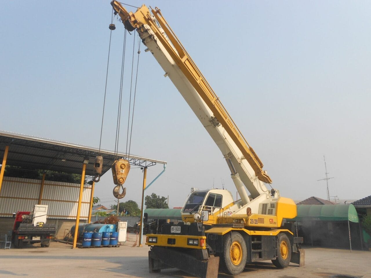รถเครน 25 ตัน Tadano TR255 ให้เช่า สุขุมคอนสตรัคชั่น