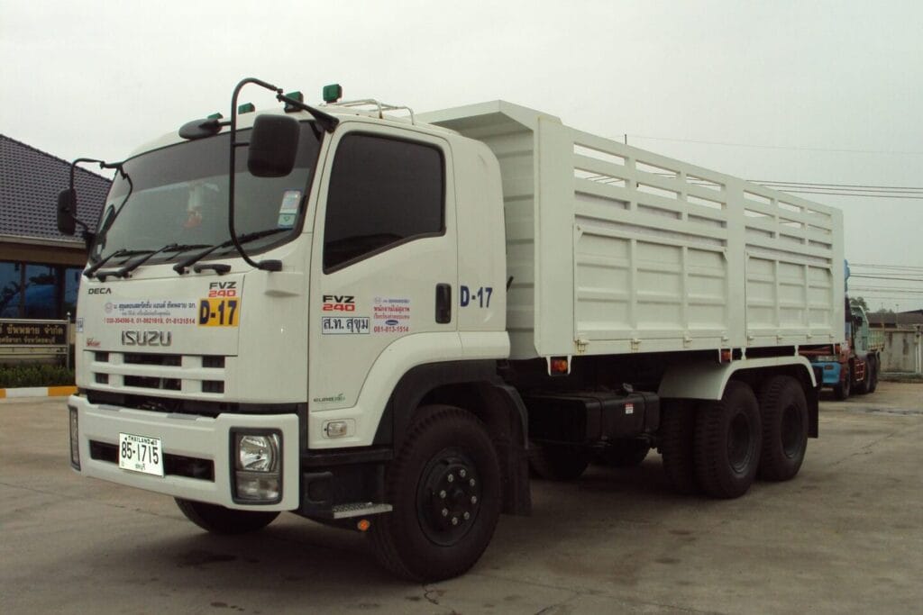รถบรรทุก 10 ล้อ ดั๊มพ์ ISUZU ให้เช่า สุขุมคอนสตรัคชั่น